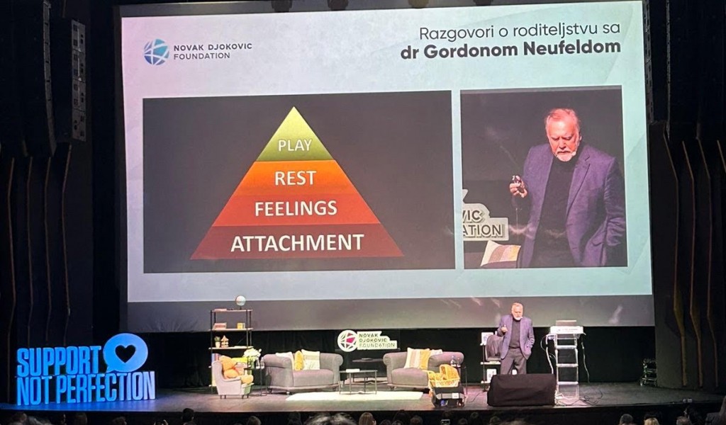 Dr Gordon NJufeld održao predavanje na temu Roditelj kao odgovor na dečije potrebe 