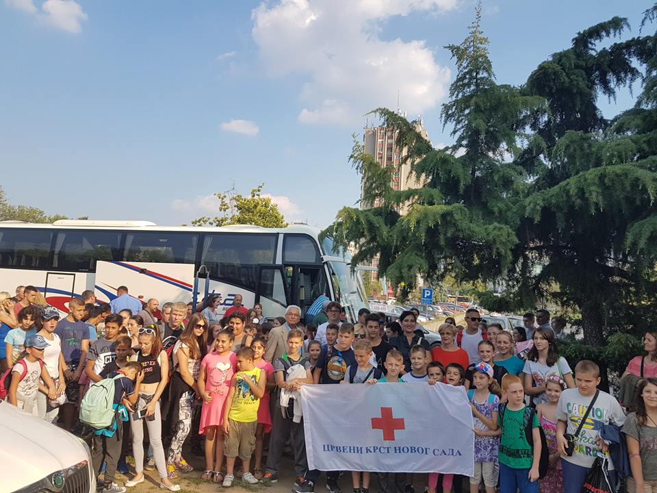Црвени крст Новог Сада омогућио бесплатно летовања за децу из породица у стању социјалне потребе.